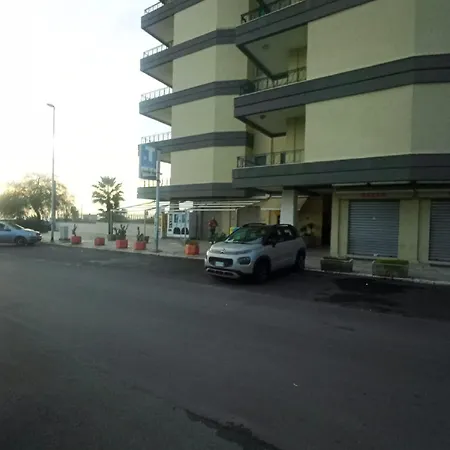 Lido San Giovanni Fronte Mare アパート ガリポリ